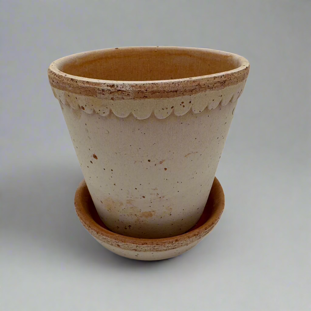 12cm Helena Terra Cotta Pot & Saucer