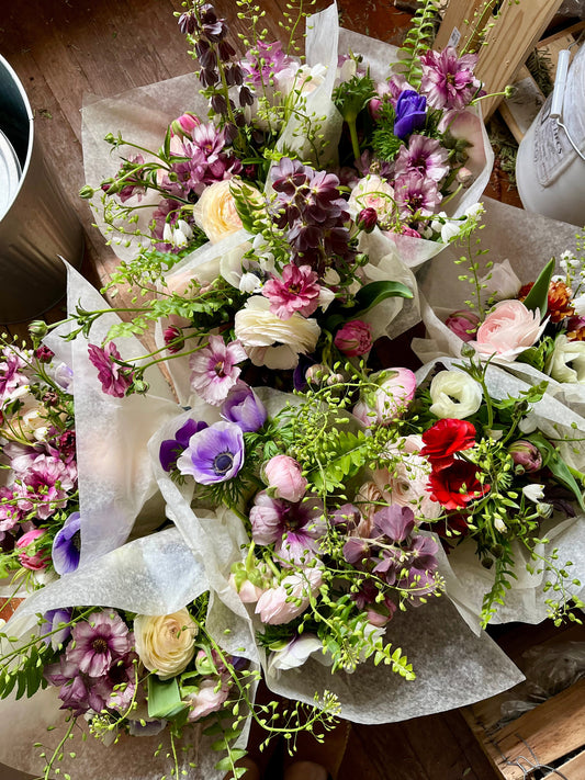 Botanologica: Your Go-To Flower Shop in Falls Church for Seasonal Bouquets + Local Delivery