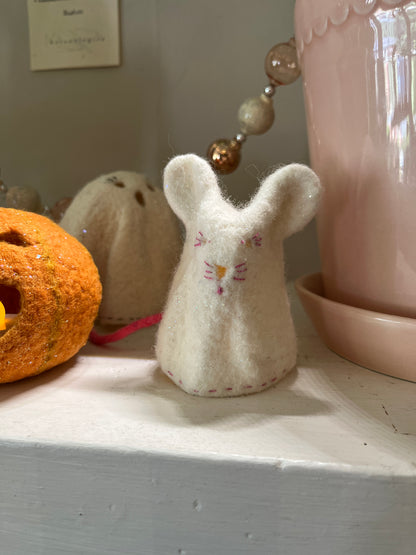 Medium Mouse Ghost