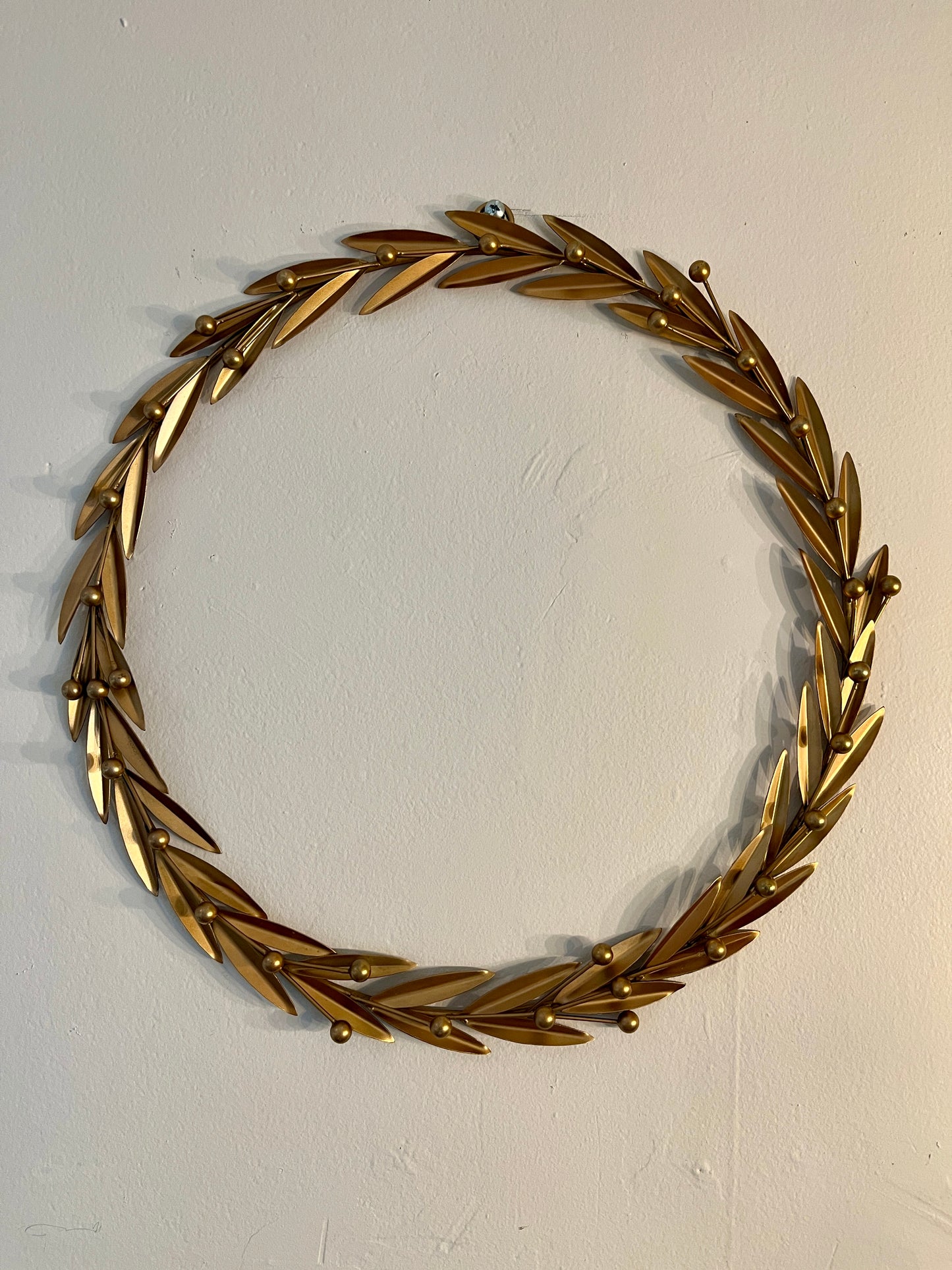 Gold Mistletoe Wreath