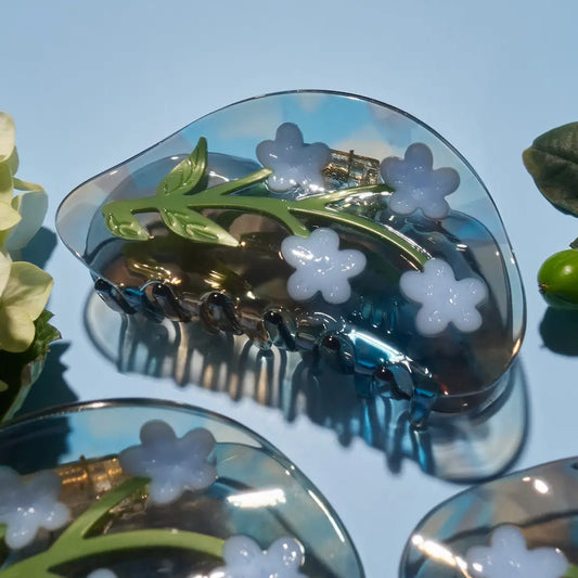 Forget me not Claw