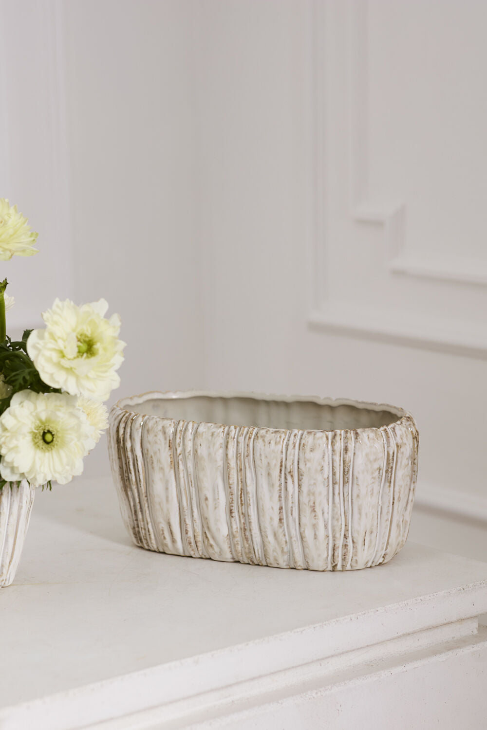 Cedric Trough 10.75" x 6.25" x 4.75"