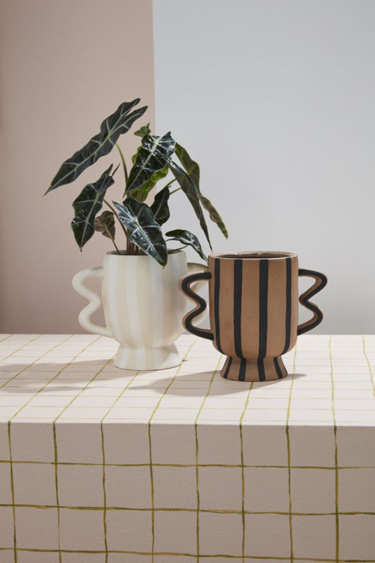 Akimbo Footed Pot 8.75" x 4.75" x 6.75"